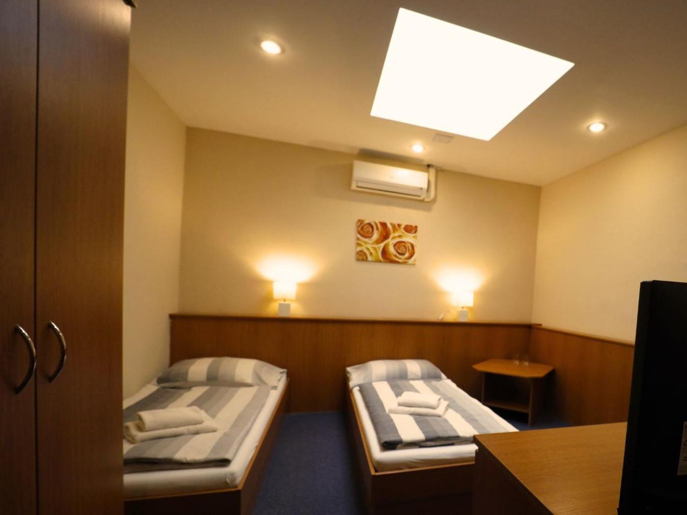 Hotel Zlate コシツェ エクステリア 写真